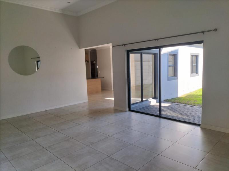 To Let 3 Bedroom Property for Rent in Parklands North Western Cape